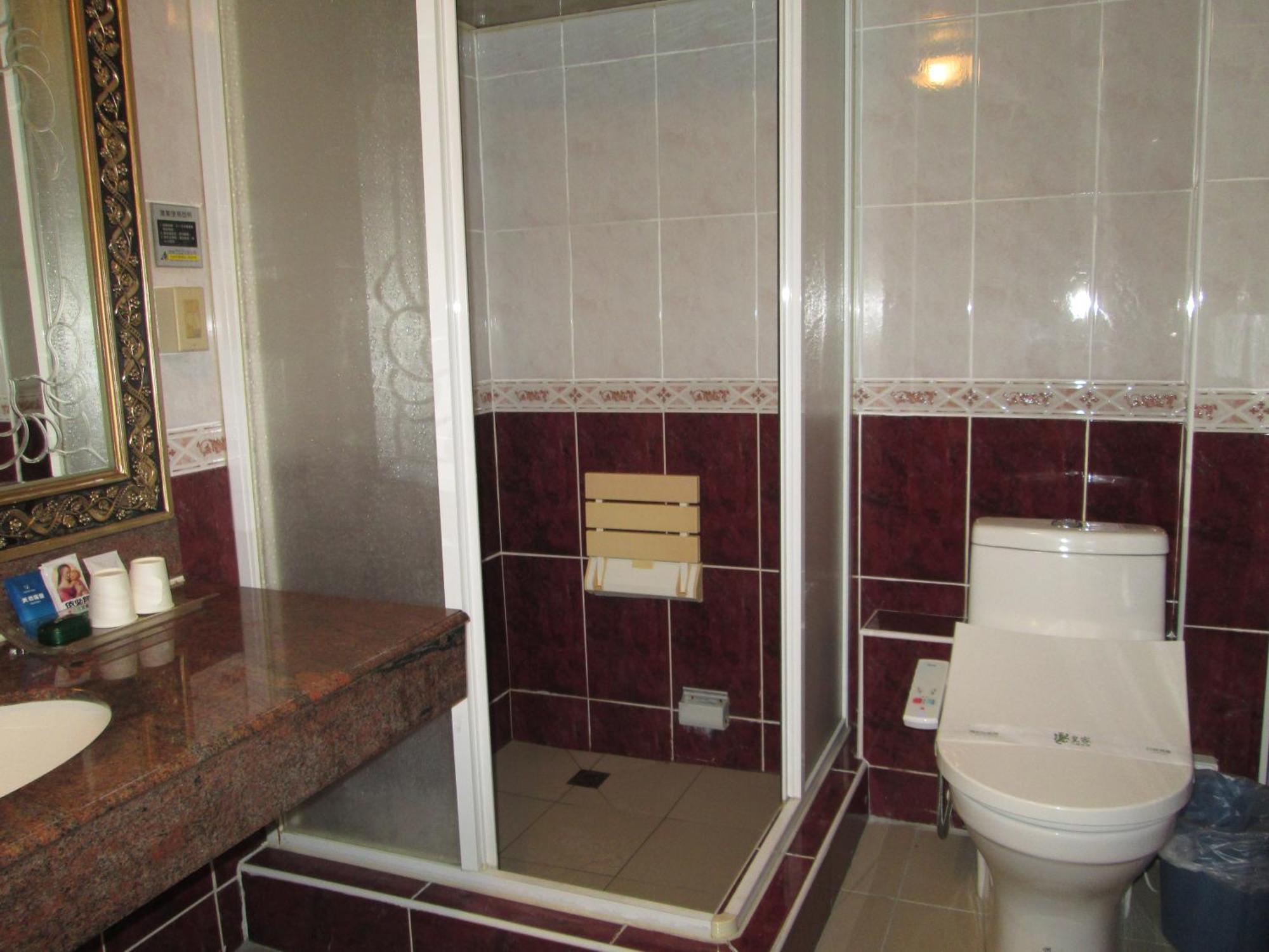 Huangjia Motel Tainan Buitenkant foto