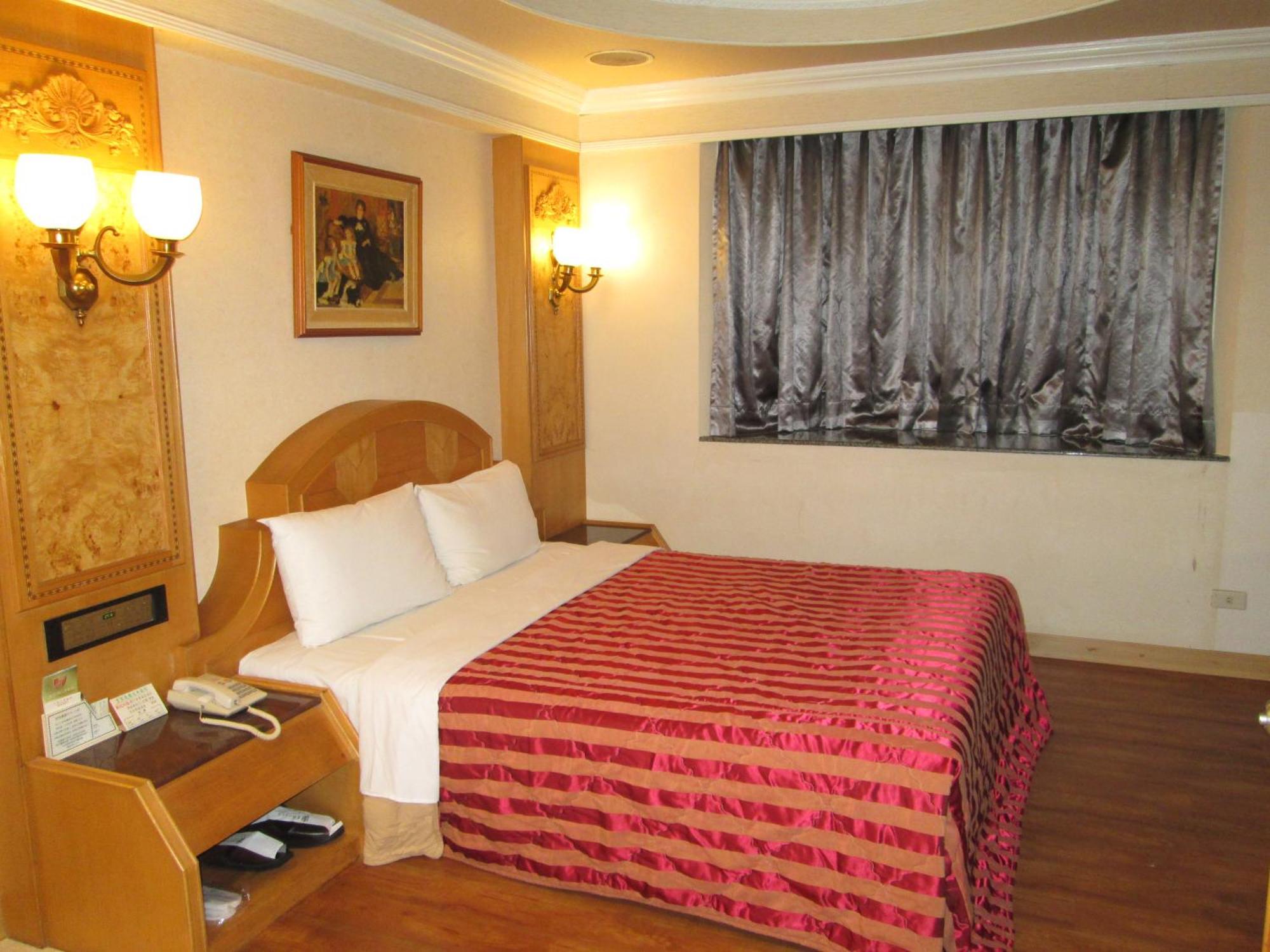 Huangjia Motel Tainan Buitenkant foto